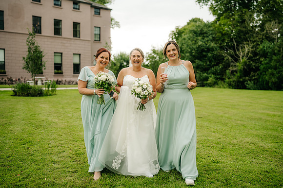 MAURA + ISHWAR-512