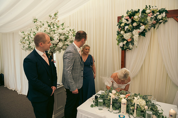 Philomena & Ross-155