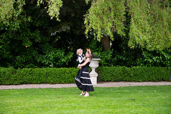 Michelle & Colin-411