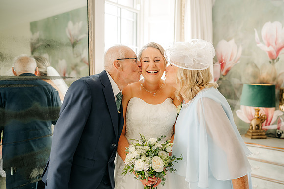 MAURA + ISHWAR-210