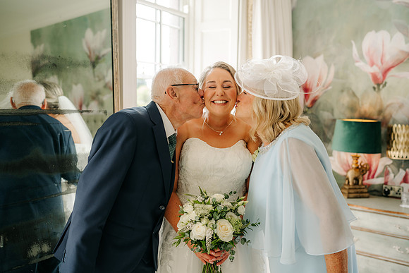 MAURA + ISHWAR-209